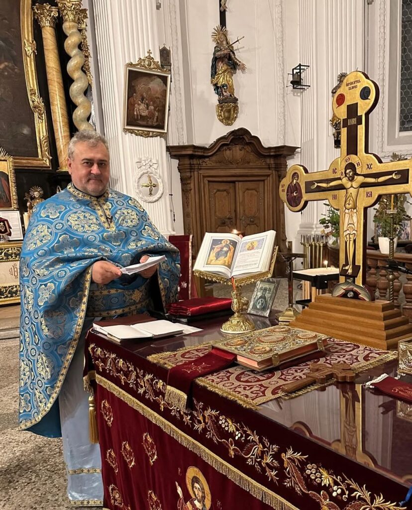 Sunt lucrări care nu fac zgomot, dar schimbă lumea. Sfânta Liturghie este una dintre ele.